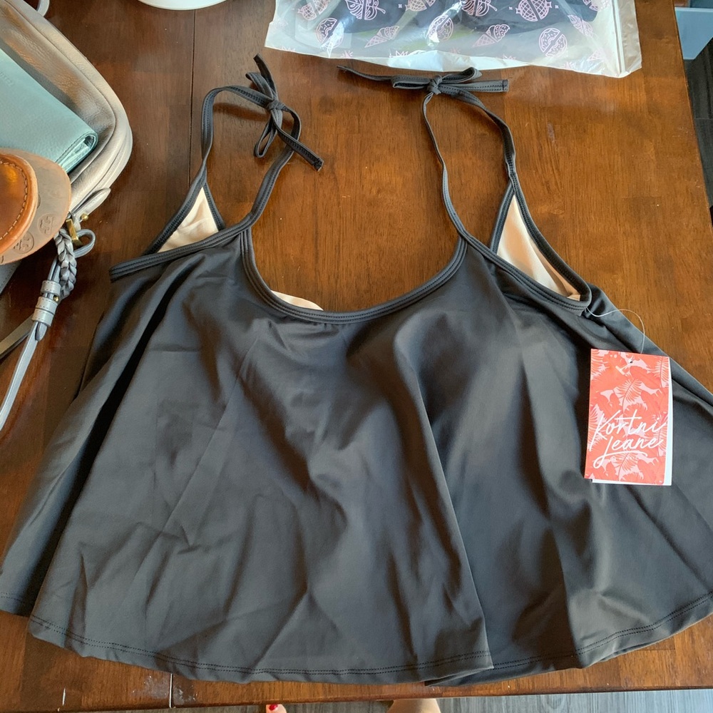Kortni Jeane Black Swing Top Sz XL